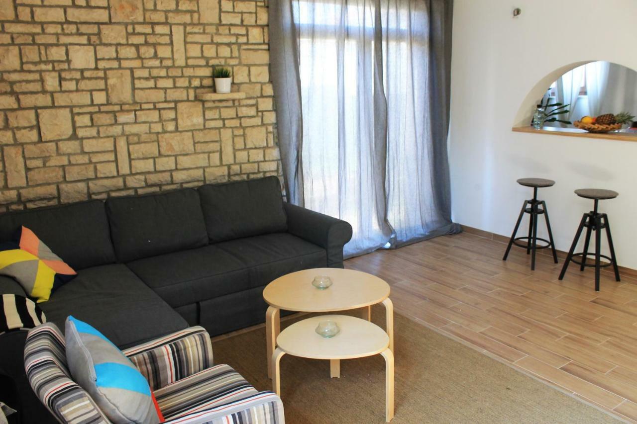 Apartments Dina Pula Dış mekan fotoğraf