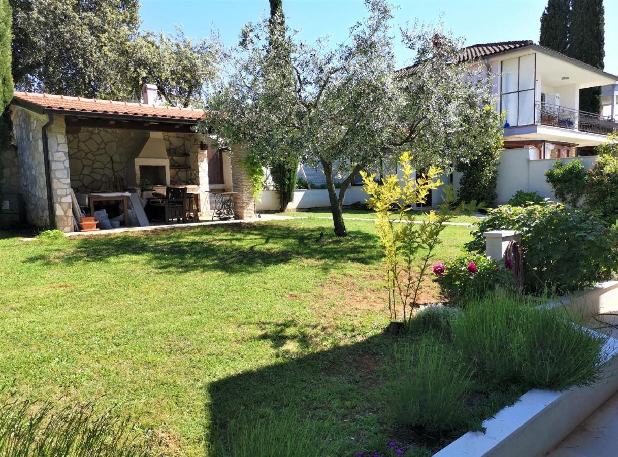Apartments Dina Pula Dış mekan fotoğraf